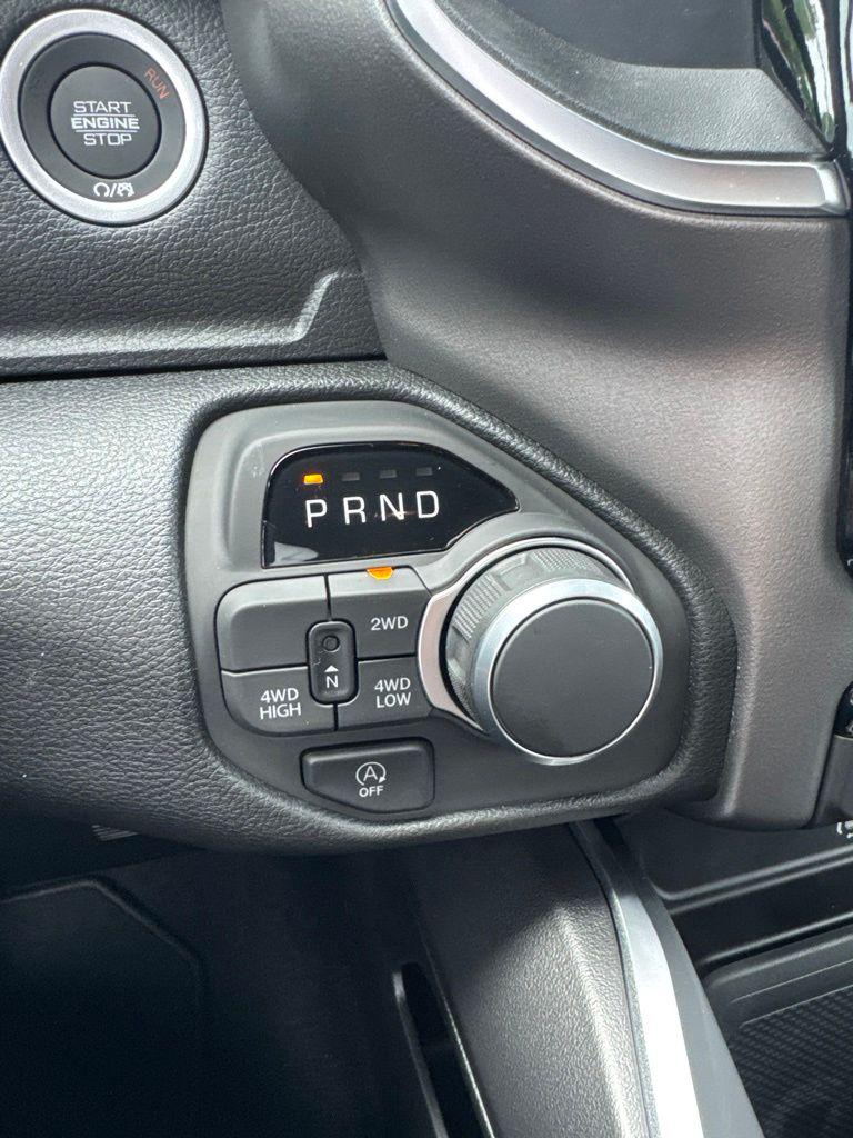 صورة مصغرة 13 لـ 2026 RAM 1500 EXPRESS