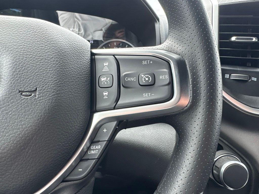 صورة مصغرة 17 لـ 2026 RAM 1500 EXPRESS