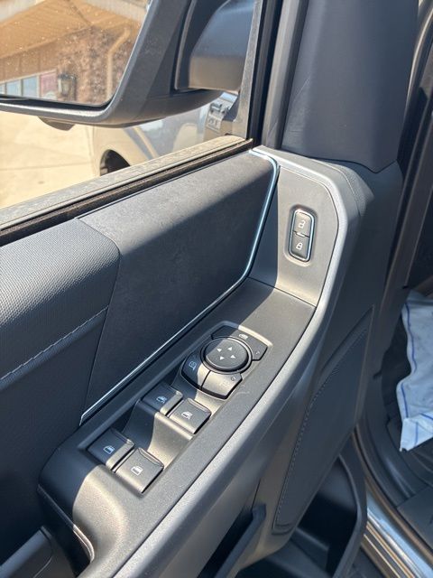 صورة مصغرة 30 لـ 2026 FORD F-150 XLT