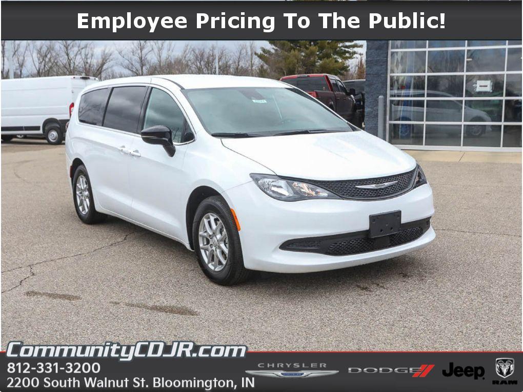 New 2026 Chrysler Voyager LX