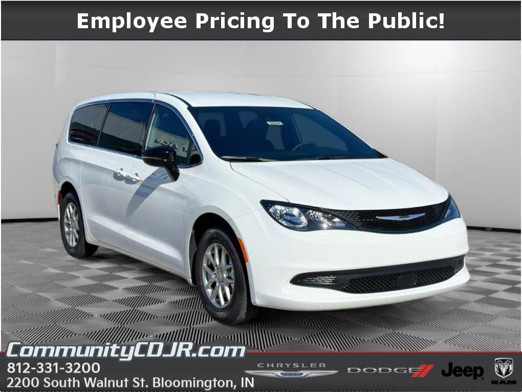 New 2026 Chrysler Voyager LX
