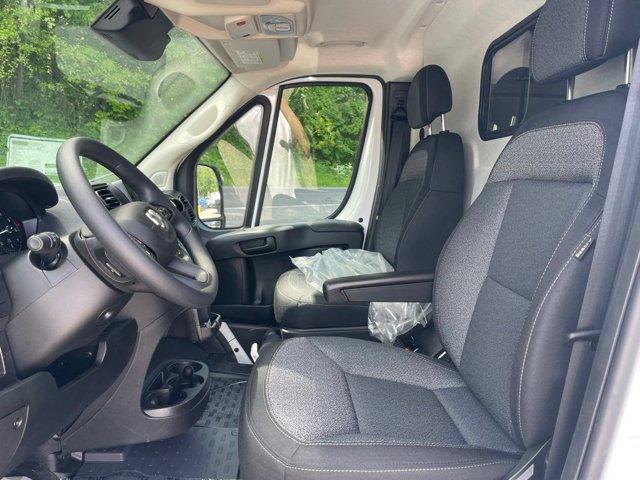 2026 RAM PROMASTER 2500 HIGH ROOF — фото 9