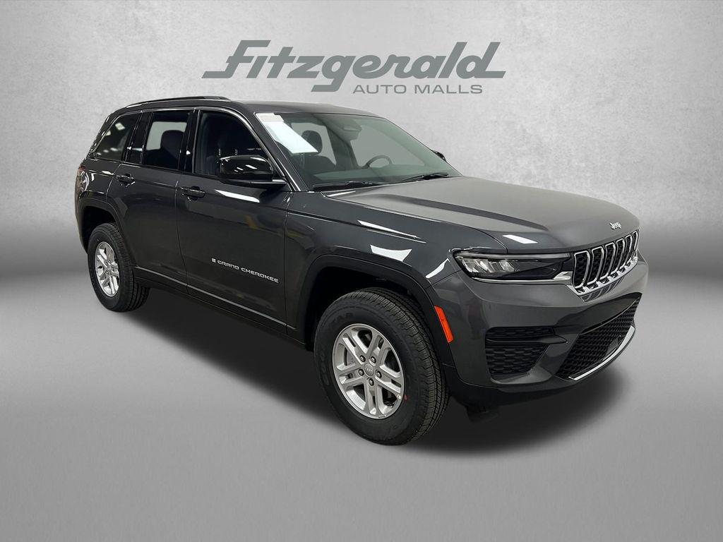 New 2025 Jeep Grand Cherokee Laredo