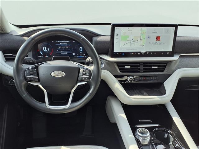 صورة 4 لـ 2025 FORD EXPLORER PLATINUM