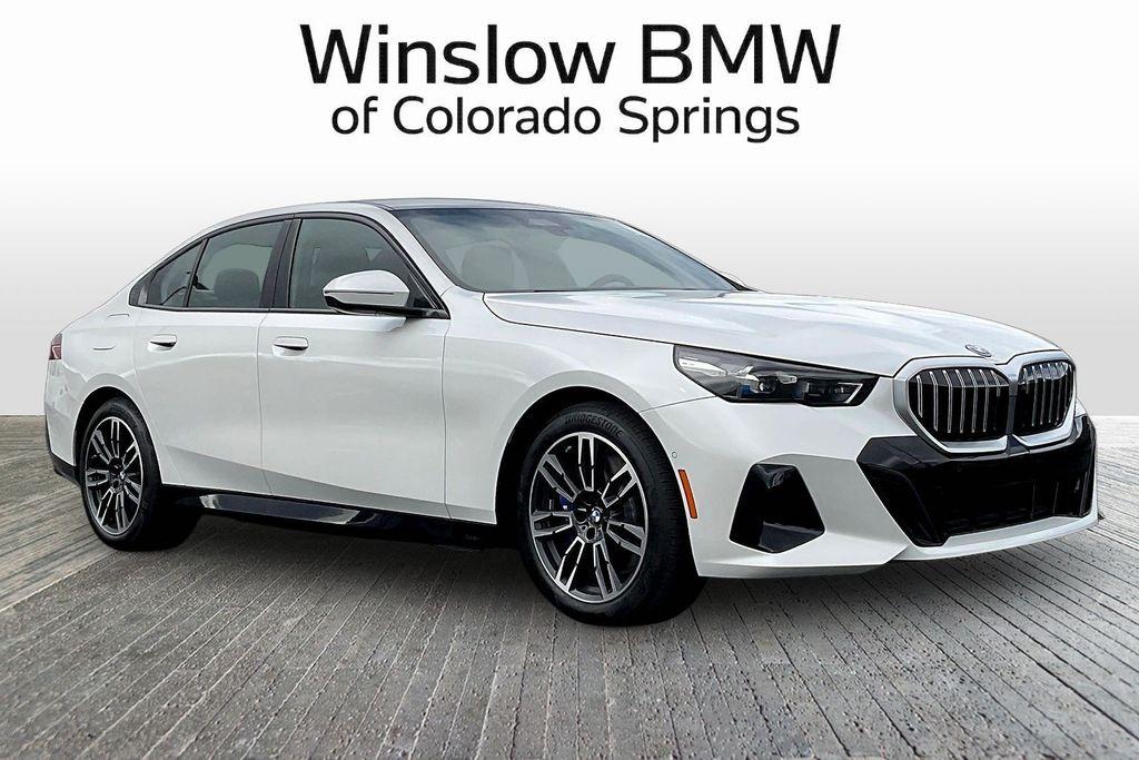 New 2026 BMW 550e xDrive