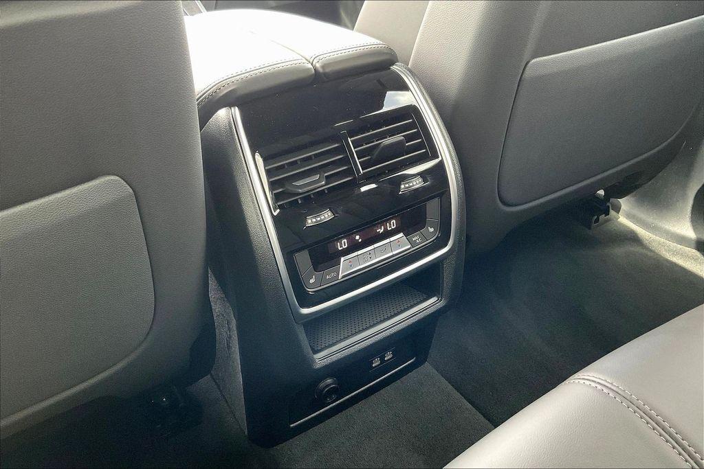 2026 BMW X5 PHEV XDRIVE50E — фото 10