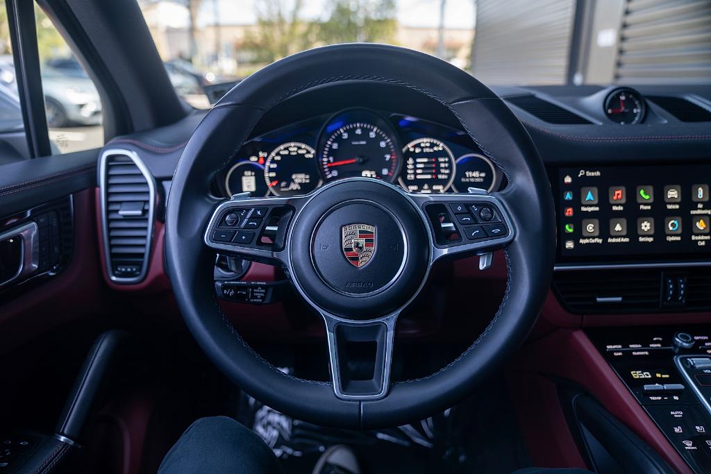 PORSCHE CAYENNE - 6