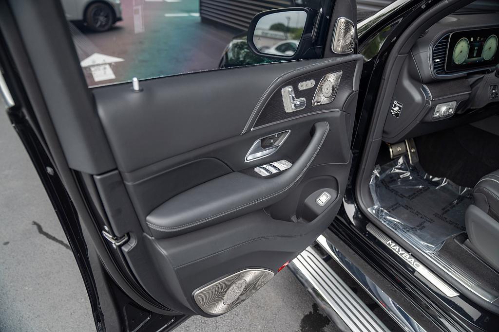 صورة مصغرة 14 لـ 2025 Mercedes-BENZ GLS MAYBACH