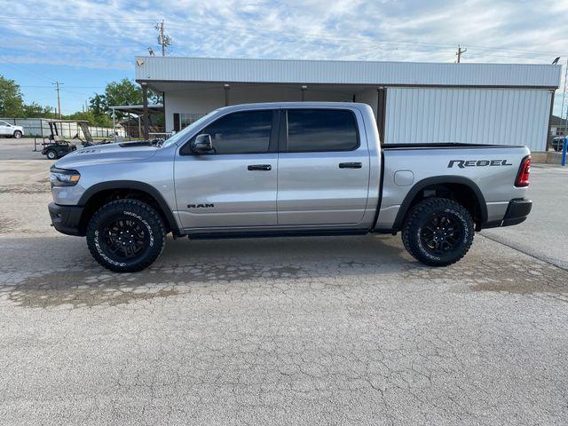 2025 RAM 1500 REBEL 照片 3
