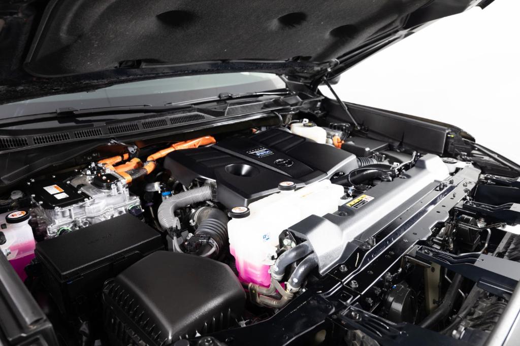 صورة مصغرة 45 لـ 2024 Toyota SEQUOIA SR5