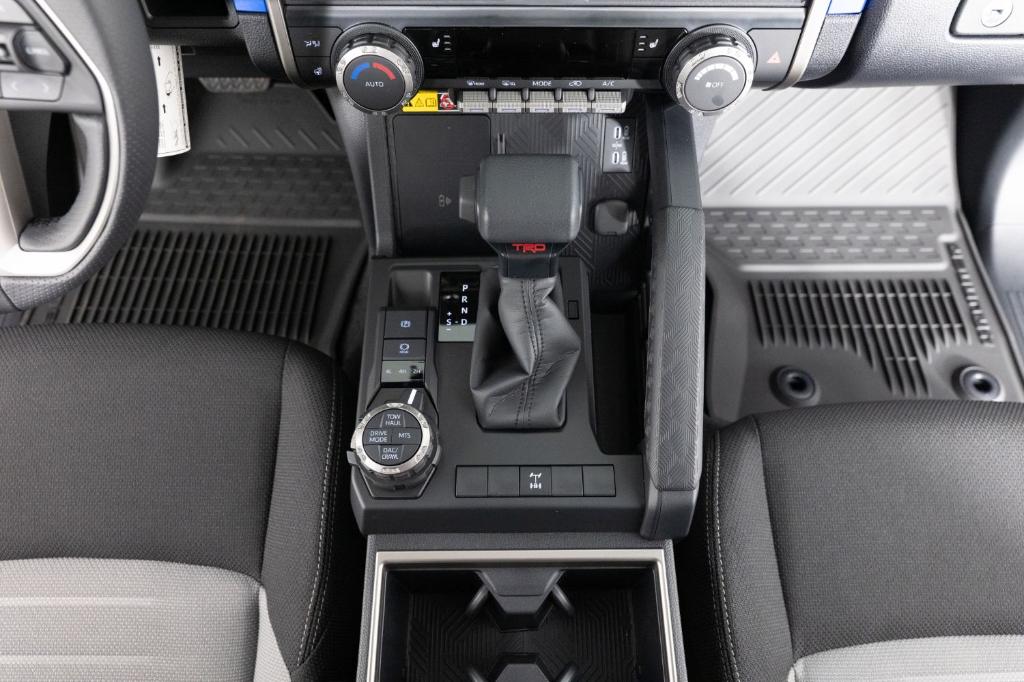 2025 Toyota 4RUNNER HYBRID TRD — миниатюра 29
