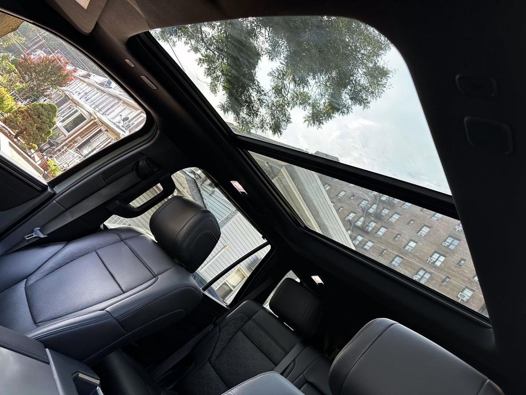صورة مصغرة 18 لـ 2025 Toyota SEQUOIA LIMITED