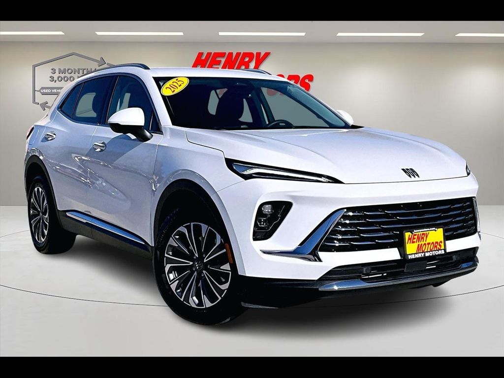 Used 2025 Buick Envision Preferred AWD