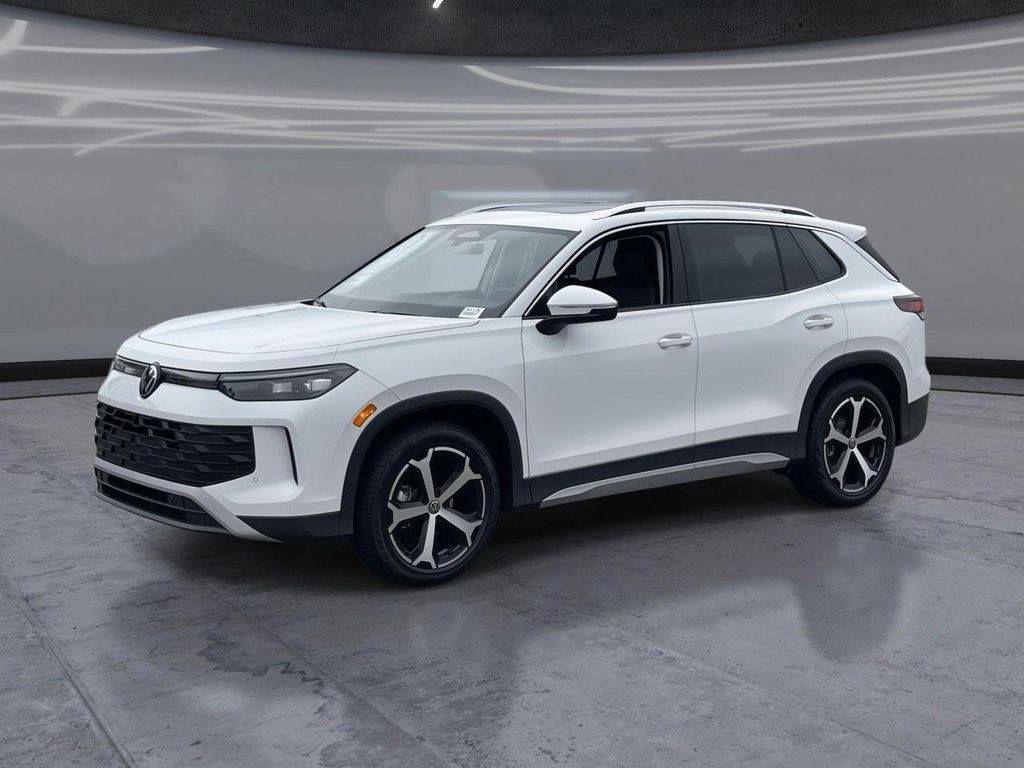 New 2026 Volkswagen Tiguan 2.0T SE