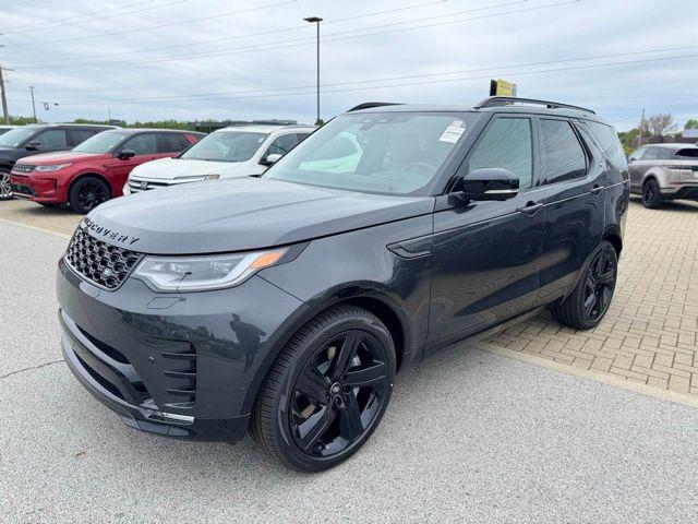 New 2026 Land Rover Discovery Dynamic SE