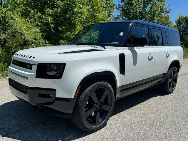 New 2026 Land Rover Defender P400 X-Dynamic SE
