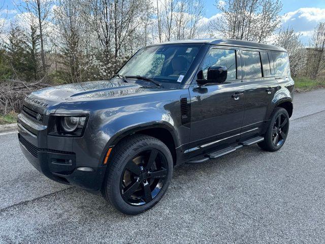 New 2026 Land Rover Defender P500 X-Dynamic SE