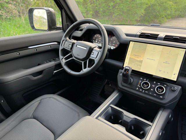 صورة مصغرة 28 لـ 2026 LAND Rover DEFENDER P400 X-DYNAMIC SE
