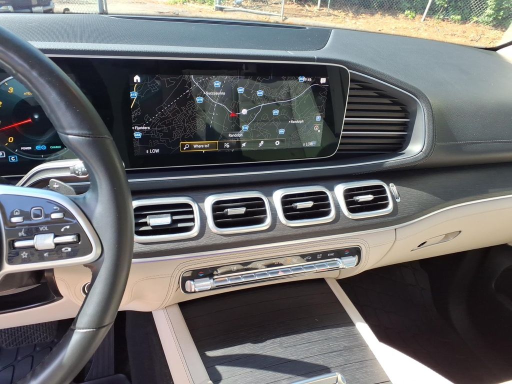 صورة 10 لـ 2022 Mercedes-BENZ GLE