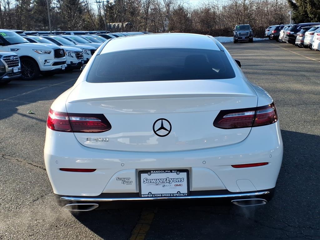 MERCEDES-BENZ E-CLASS - 5