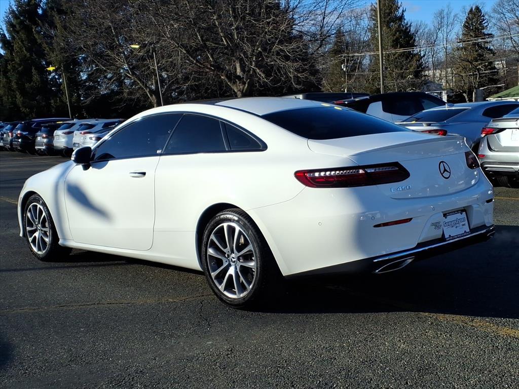 MERCEDES-BENZ E-CLASS - 4