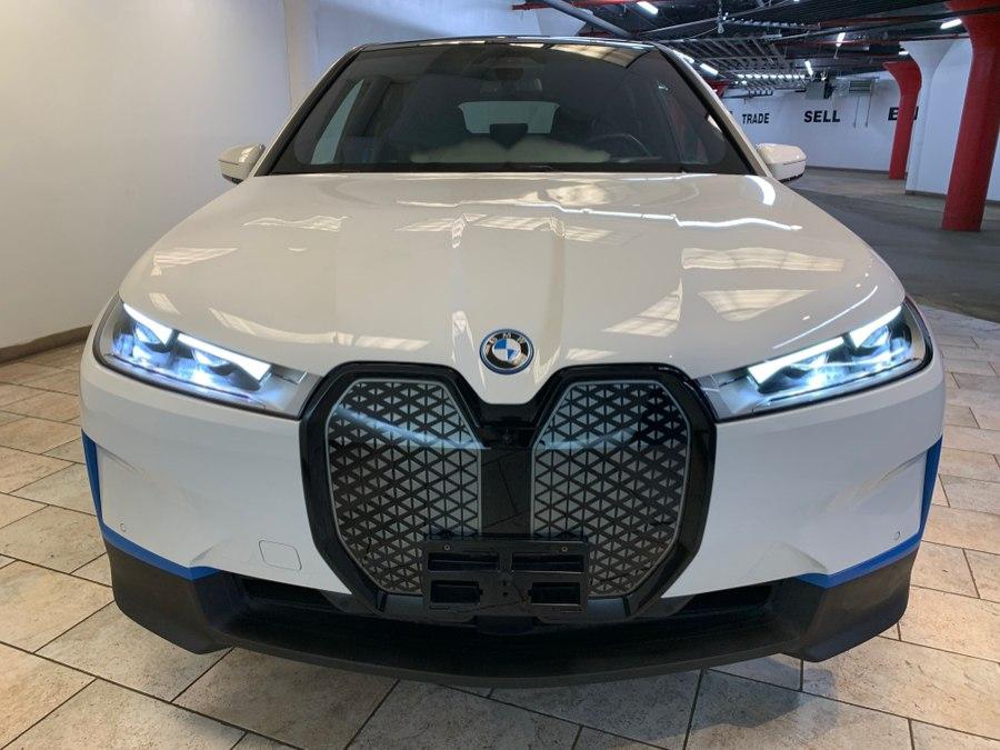 صورة 5 لـ 2023 BMW IX XDRIVE50