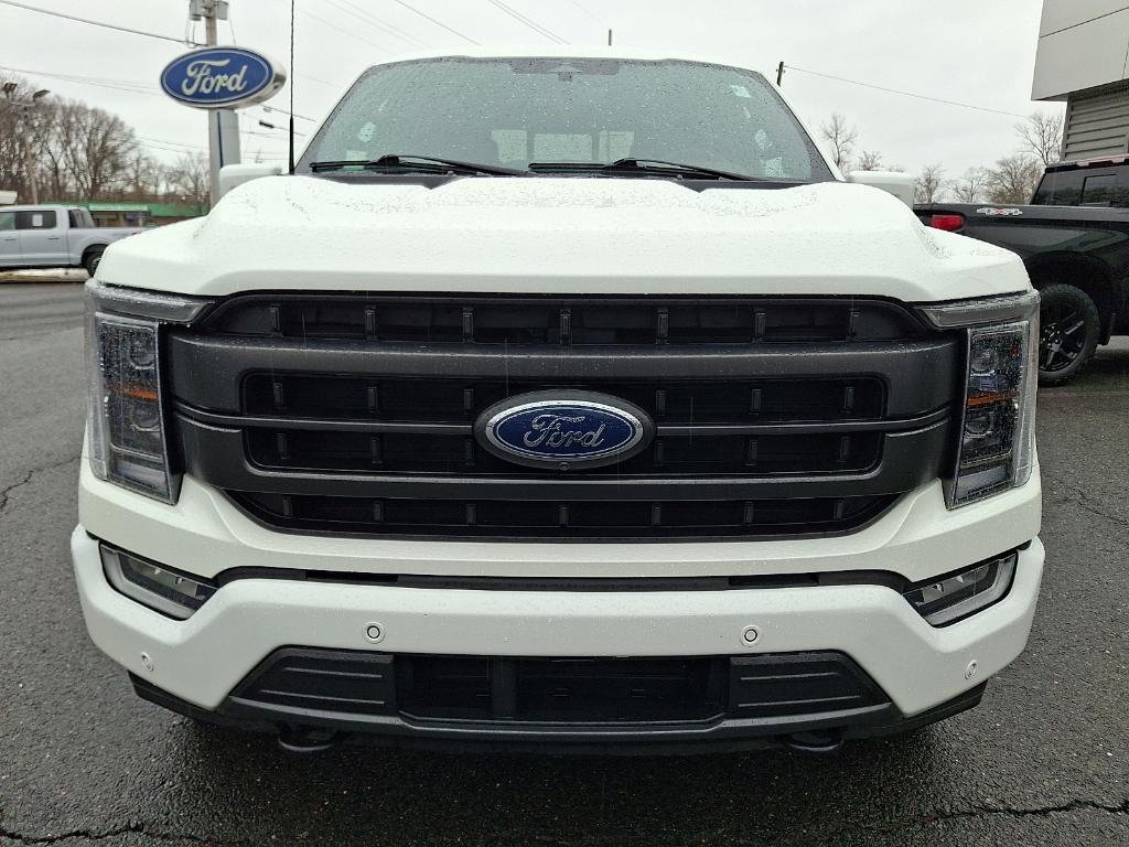 2023 FORD F-150 LARIAT photo 2