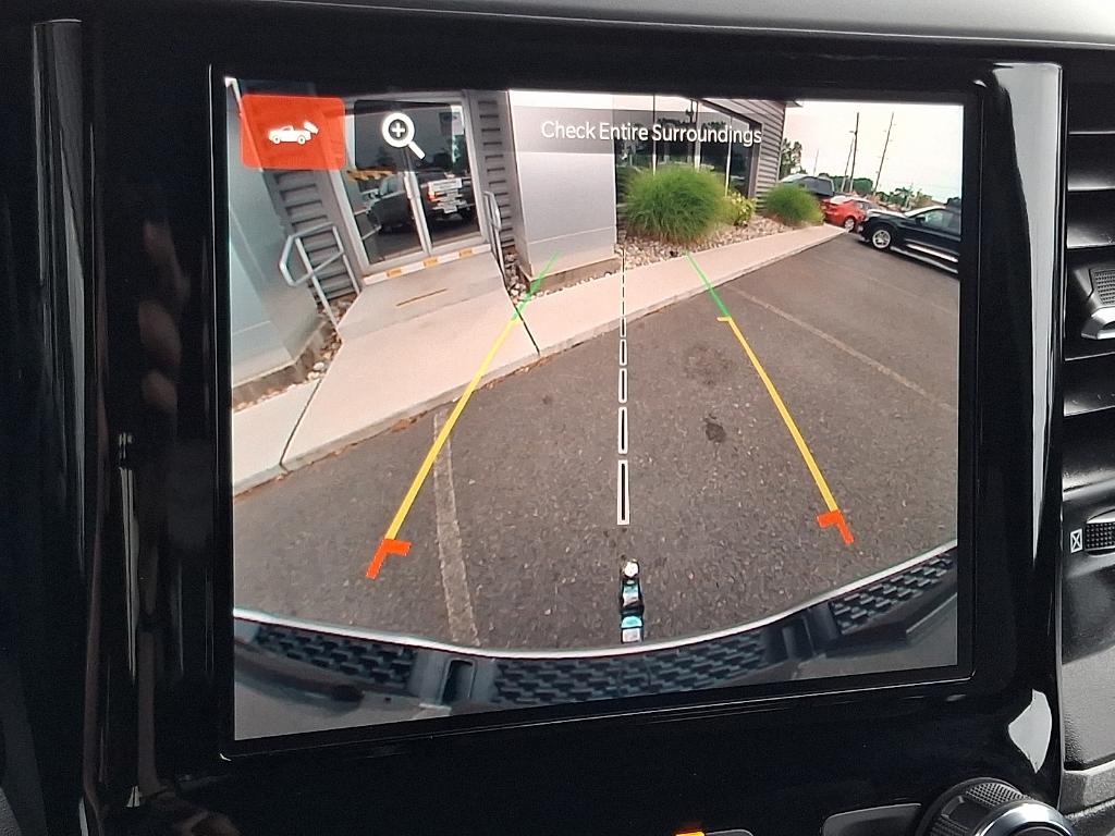 2025 RAM 1500 TRADESMAN thumbnail 17