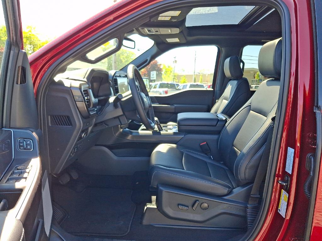 FORD F-150 LARIAT - 9