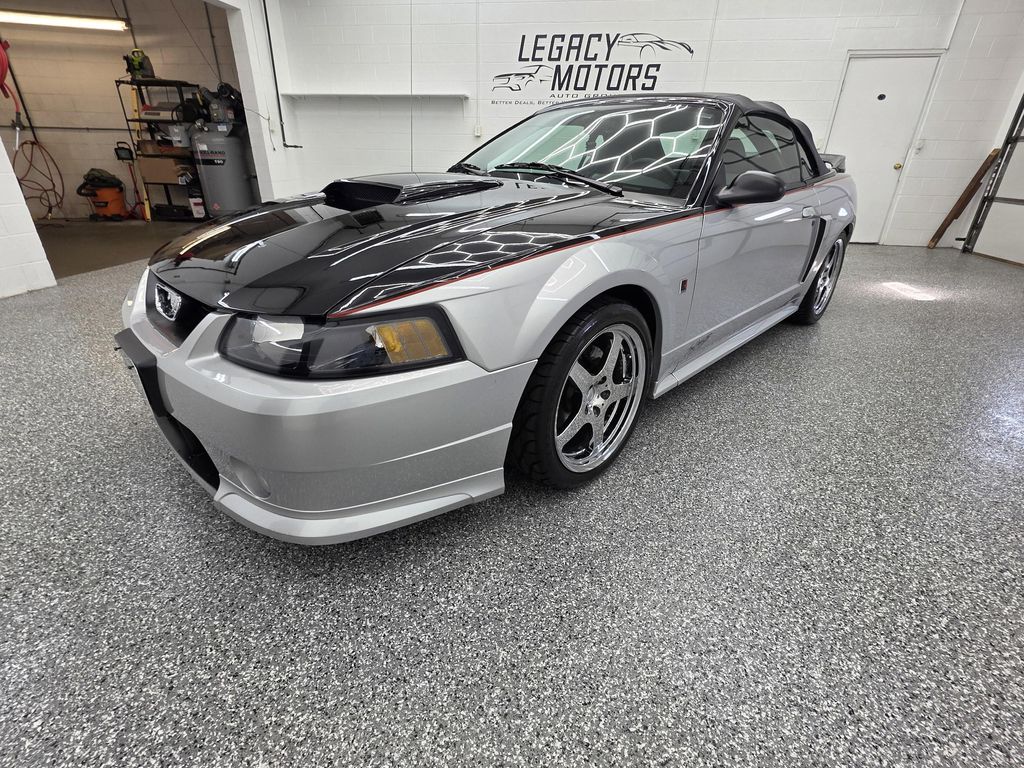2003 Ford Mustang