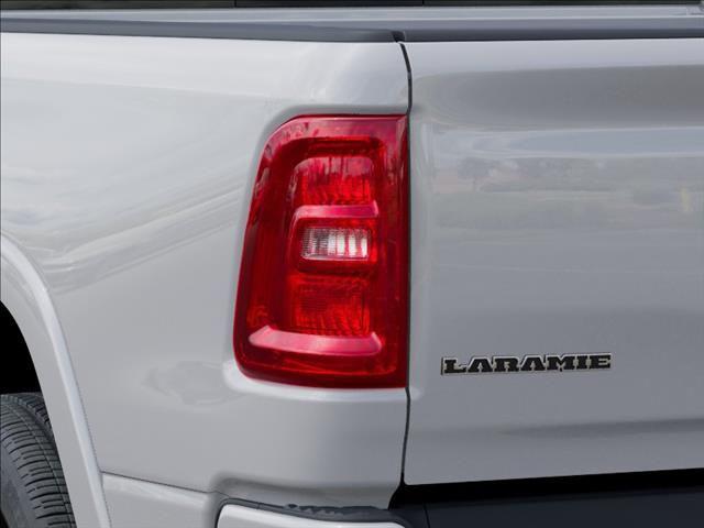 2026 RAM 1500 LARAMIE photo 9