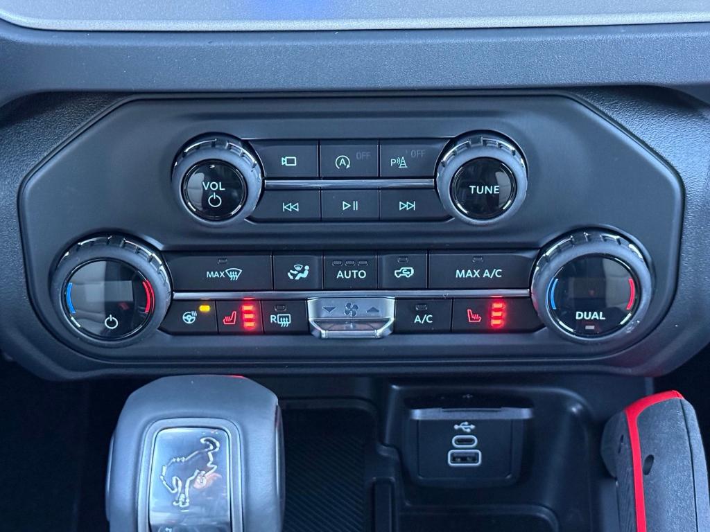 2026 FORD BRONCO OUTER BANKS 缩略图 27