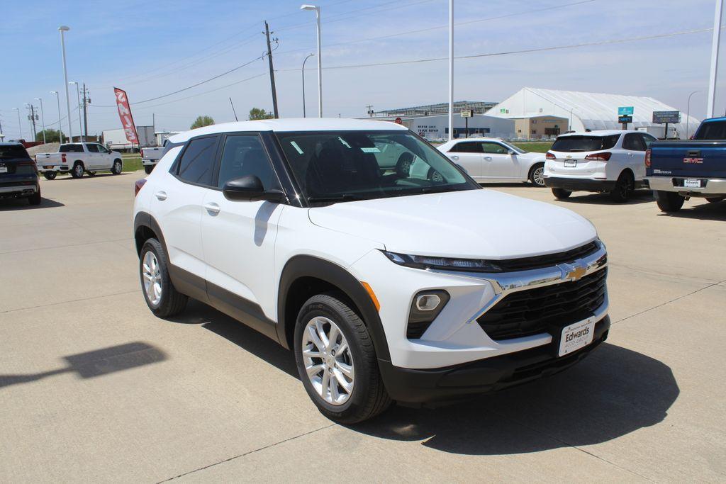New 2026 Chevrolet Trailblazer LS