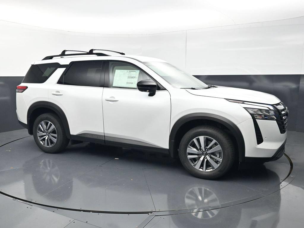New 2026 Nissan Pathfinder SL