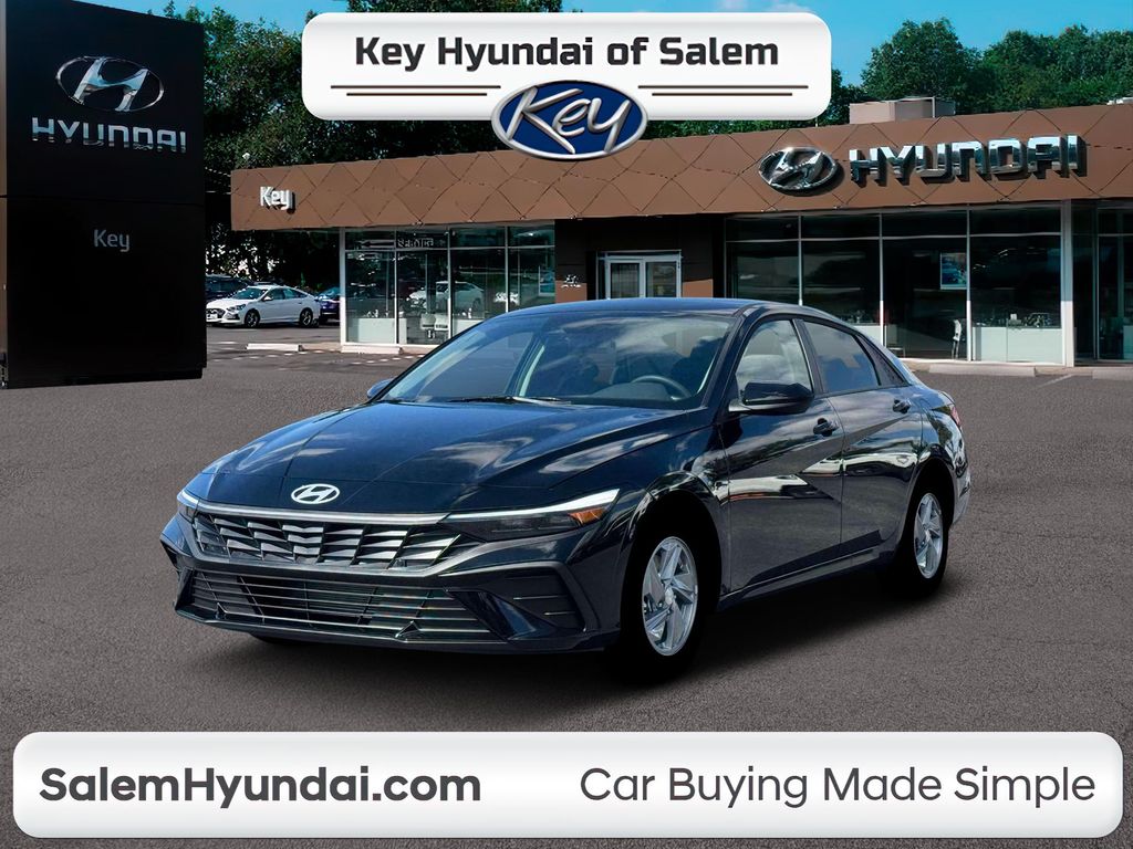 New 2026 Hyundai ELANTRA SE