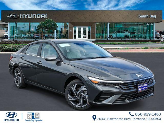 New 2026 Hyundai ELANTRA Limited