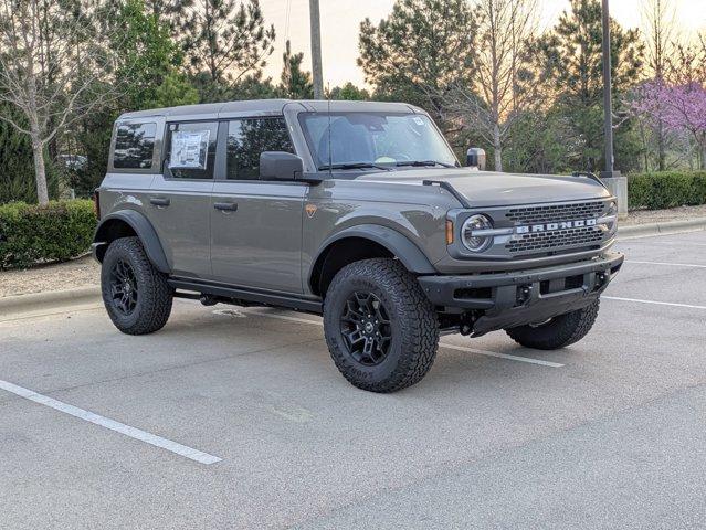 FORD BRONCO - 1