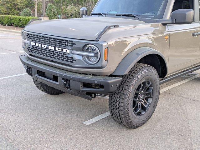 FORD BRONCO - 10