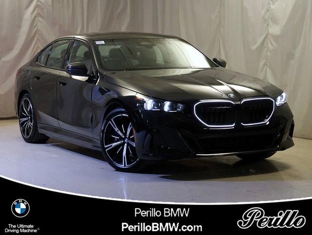 New 2026 BMW 550e xDrive