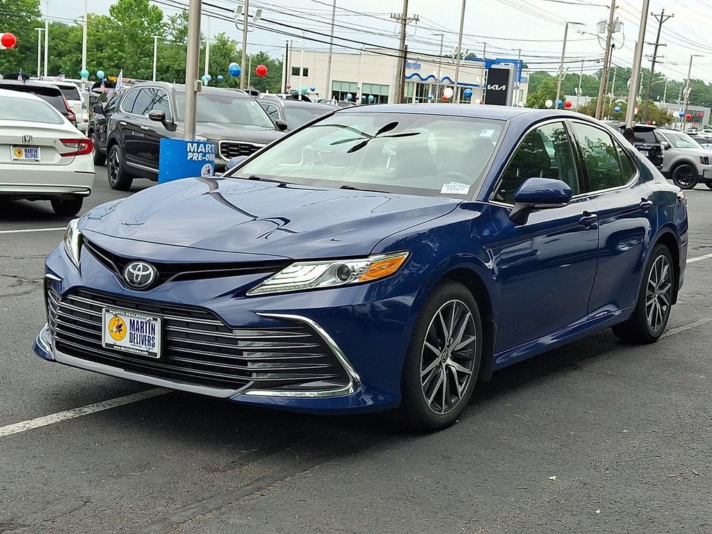 2024 Toyota CAMRY XLE — фото 2