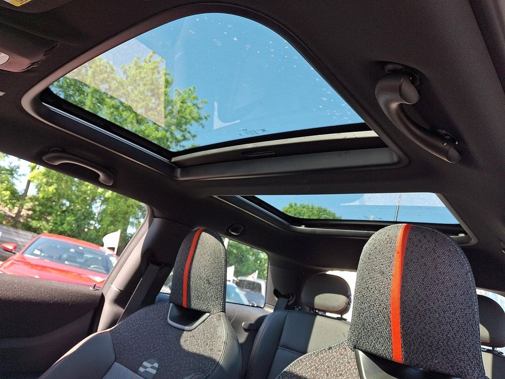 صورة مصغرة 13 لـ 2026 MINI HARDTOP JOHN COOPER WORKS