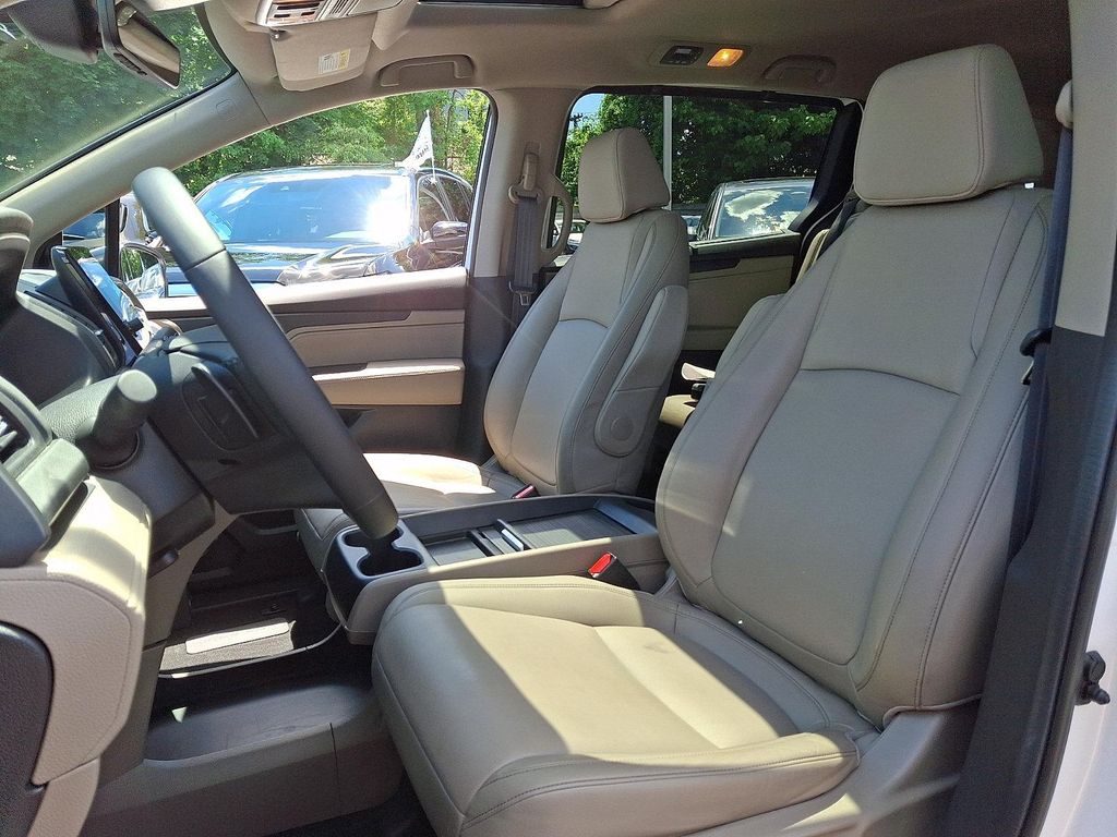 2024 Honda ODYSSEY EX-L — миниатюра 12