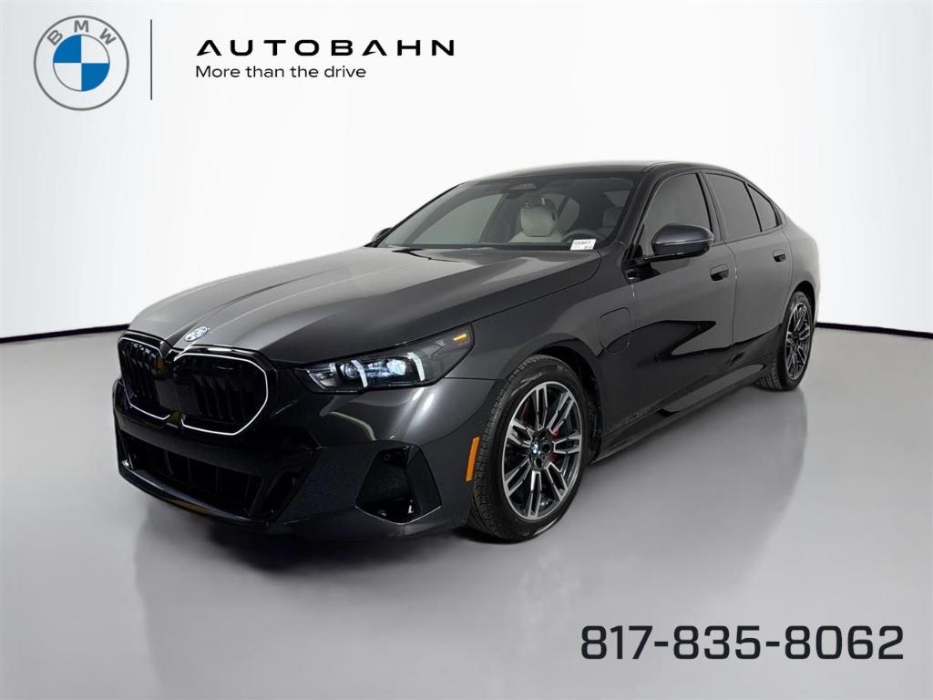 New 2026 BMW 550e xDrive