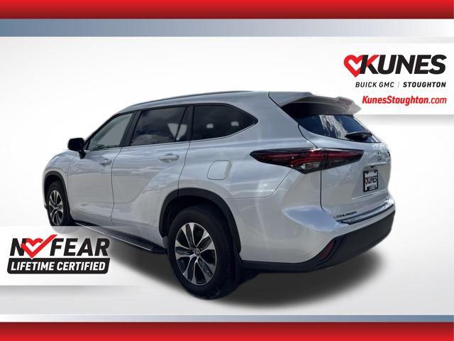 صورة 9 لـ 2024 Toyota HIGHLANDER LE