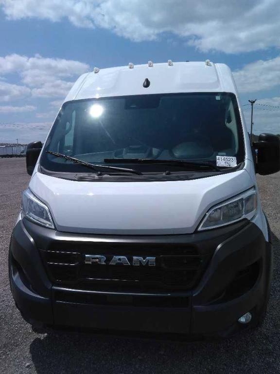 صورة 8 لـ 2025 RAM PROMASTER 2500 HIGH ROOF