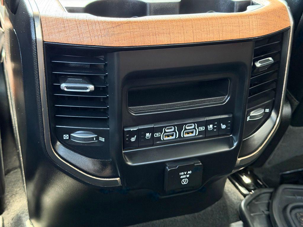 2022 RAM 1500 LONGHORN — миниатюра 22