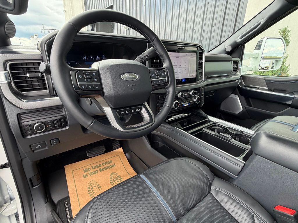 صورة مصغرة 11 لـ 2025 FORD F-450 PLATINUM