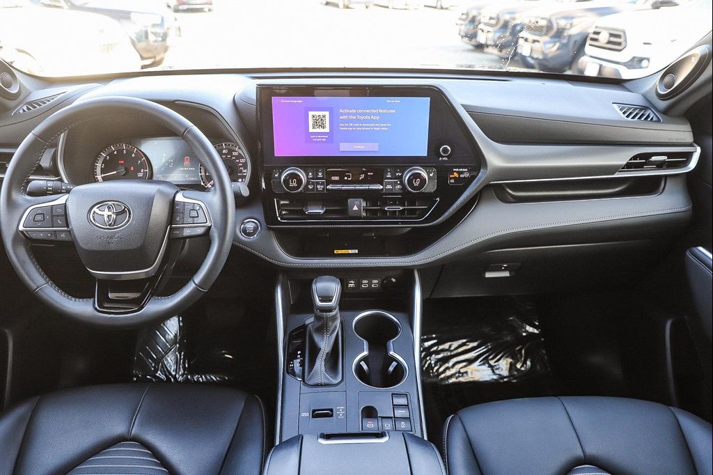 2023 Toyota HIGHLANDER XSE 缩略图 12