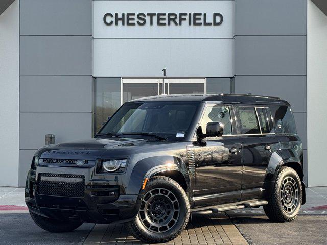 New 2026 Land Rover Defender P635 OCTA Black