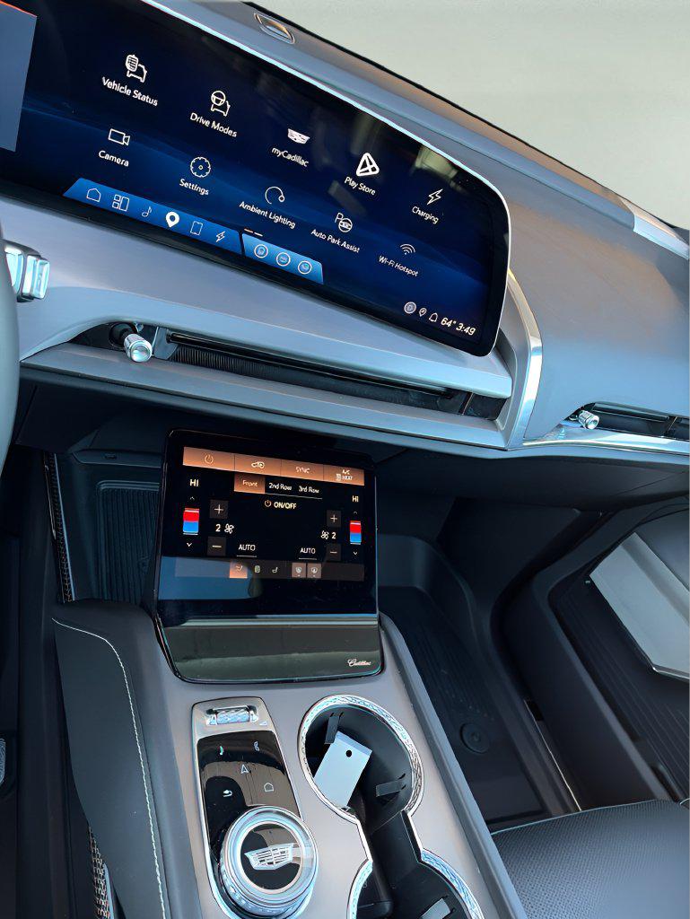 صورة مصغرة 27 لـ 2026 Cadillac VISTIQ SPORT